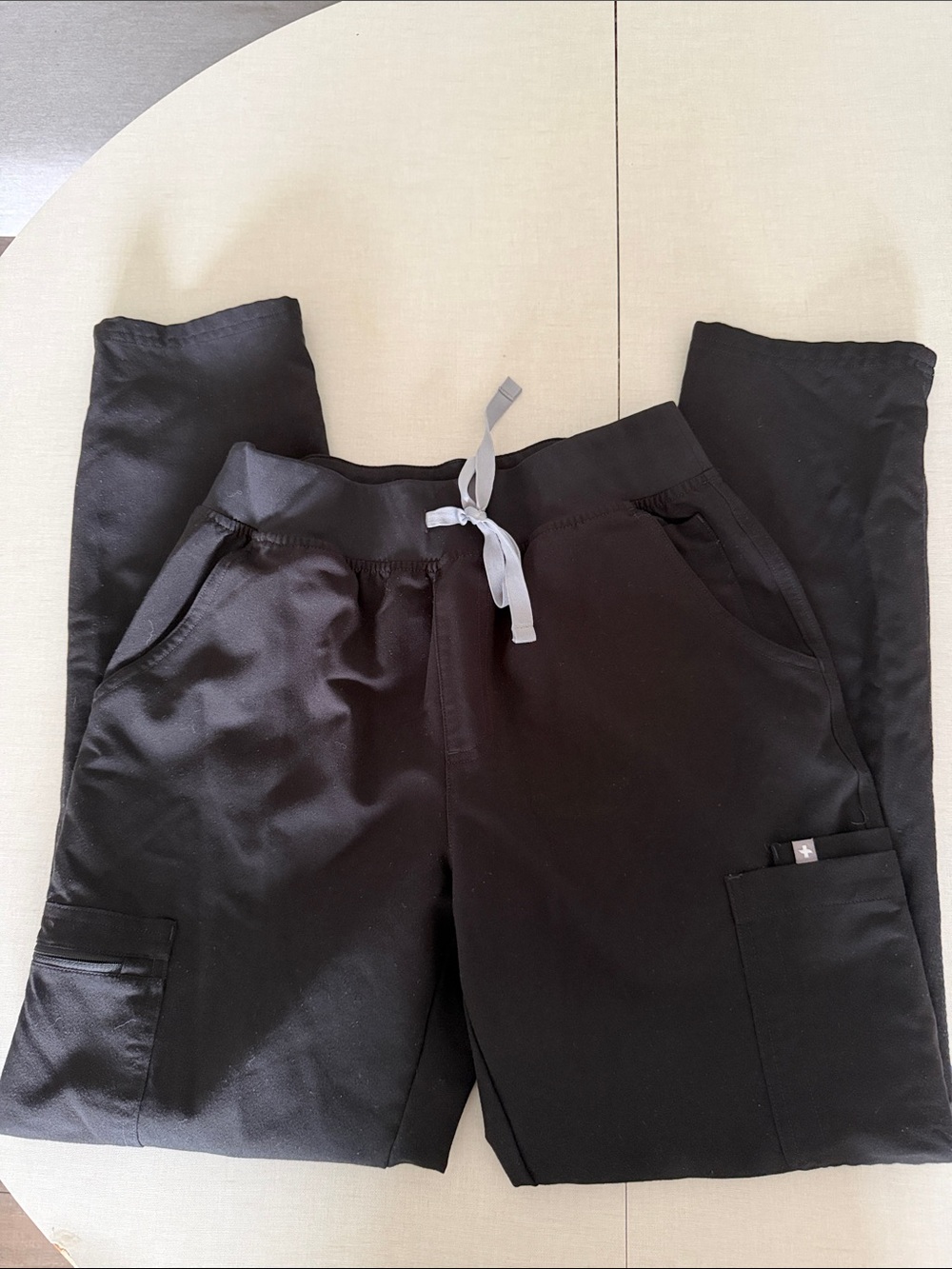 Figs high waisted Yola scrub pants M
